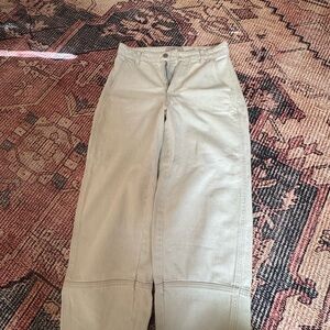 Everlane Men's Cargo Pants in Light Tan